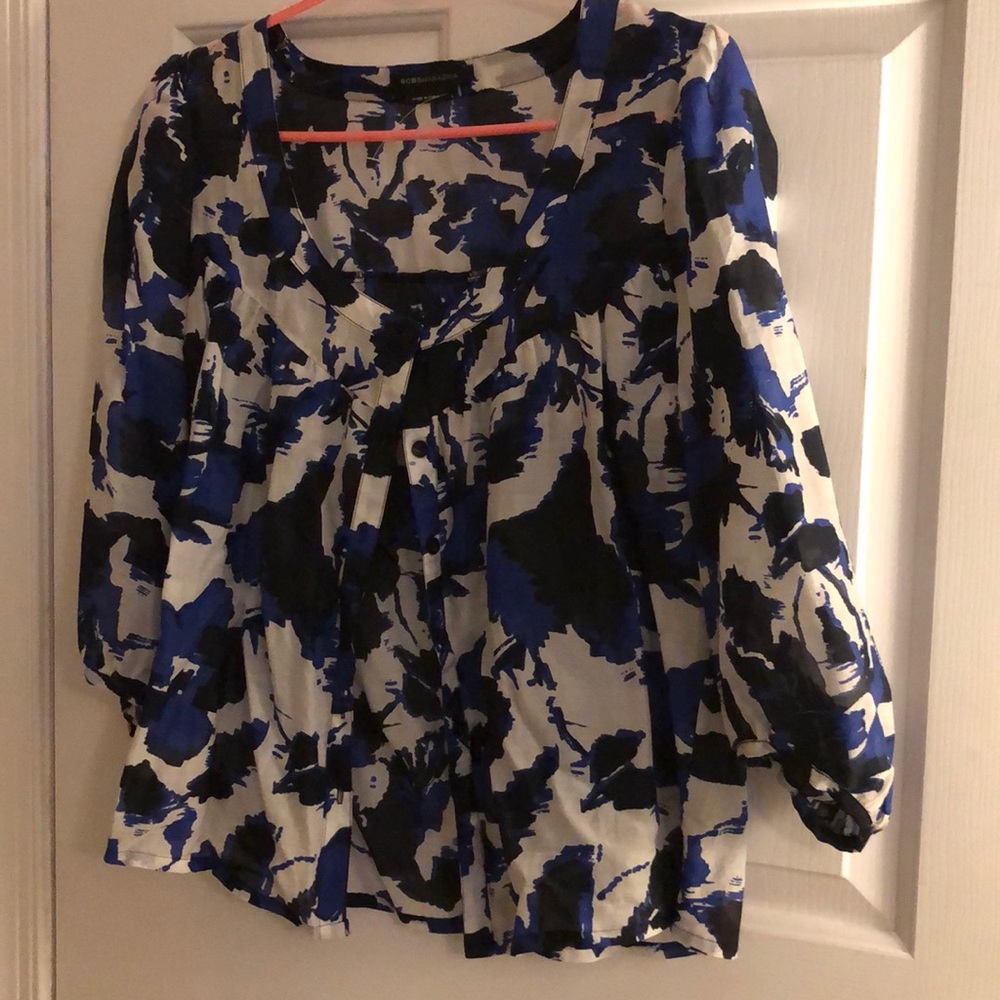 Beautiful BCBG MAXAZRIA top